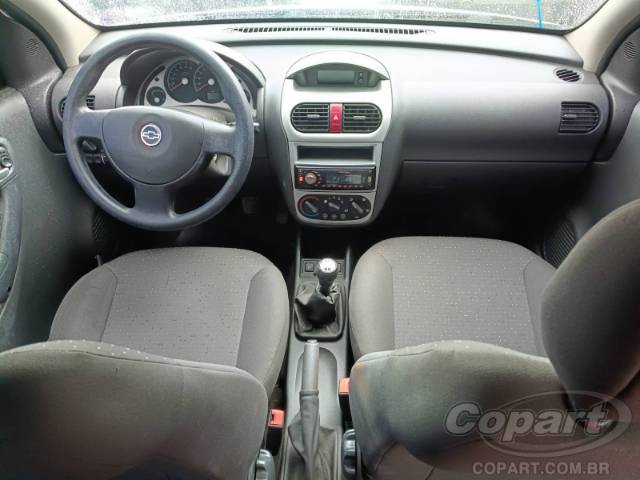 2011 CHEVROLET CORSA SEDAN 