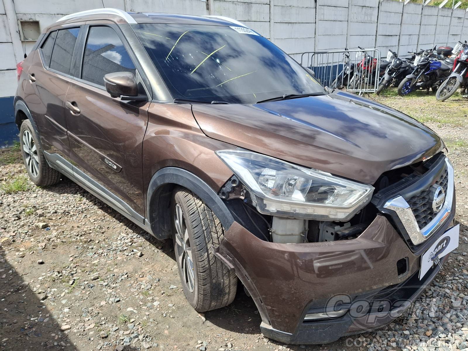 Veículo Nissan Kicks Nissan Kicks 1.6 16V FlexStart 2017 Colisão 2017 em leilão