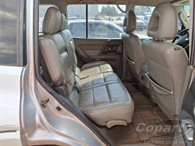 2006 MITSUBISHI PAJERO FULL 