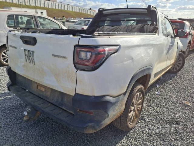 2021 FIAT STRADA 