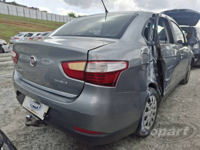 2013 FIAT GRAND SIENA 