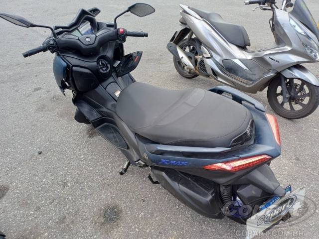 2024 YAMAHA XMAX 