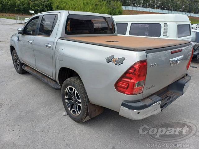 2021 TOYOTA HILUX CD 
