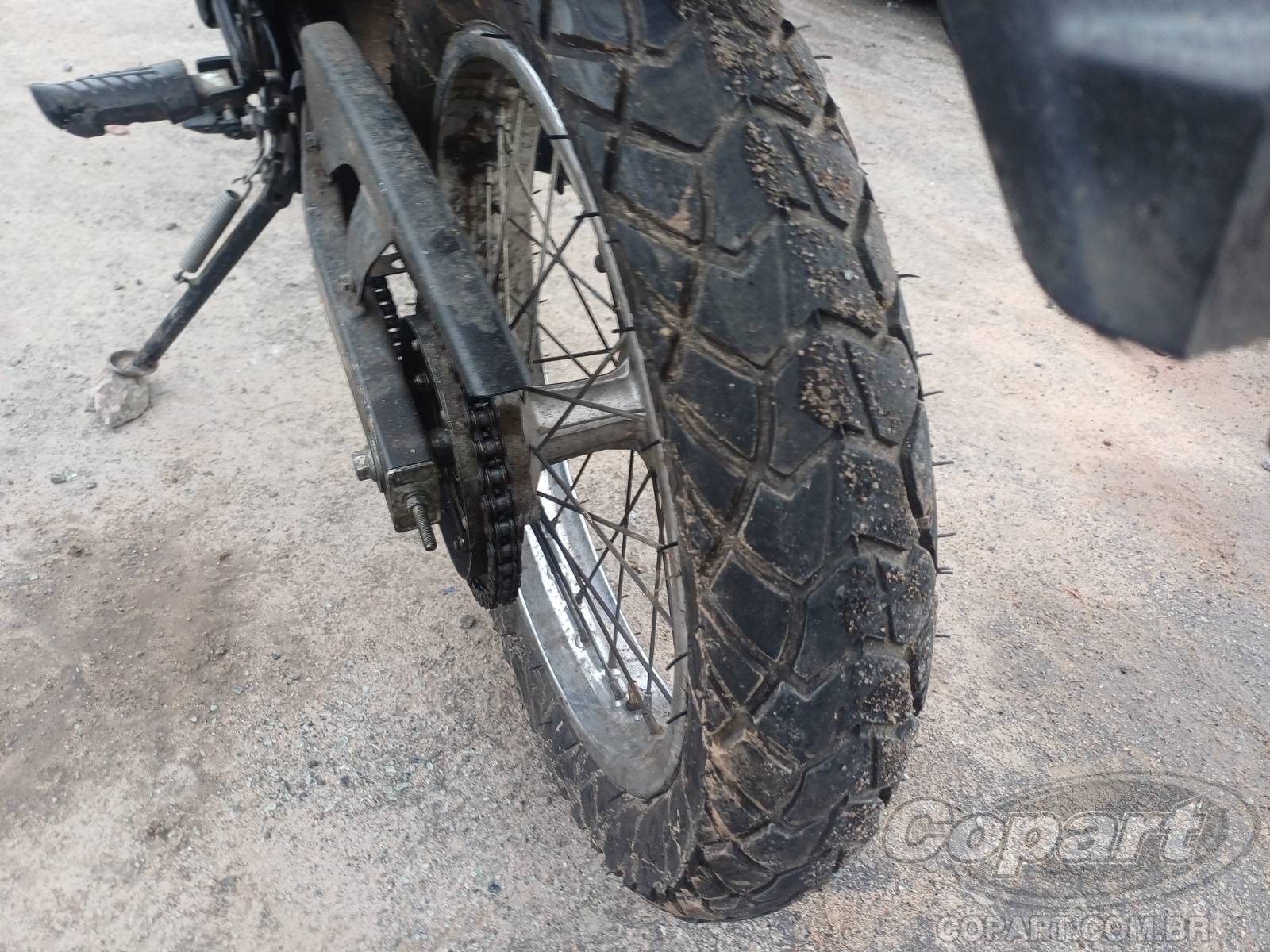 2025 YAMAHA XTZ 250 — foto 7 de 10