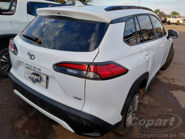 2026 TOYOTA COROLLA CROSS 