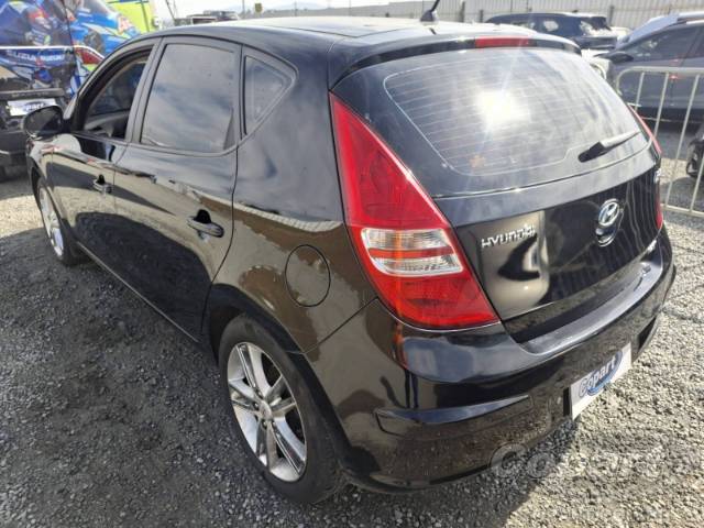 2011 HYUNDAI I30 