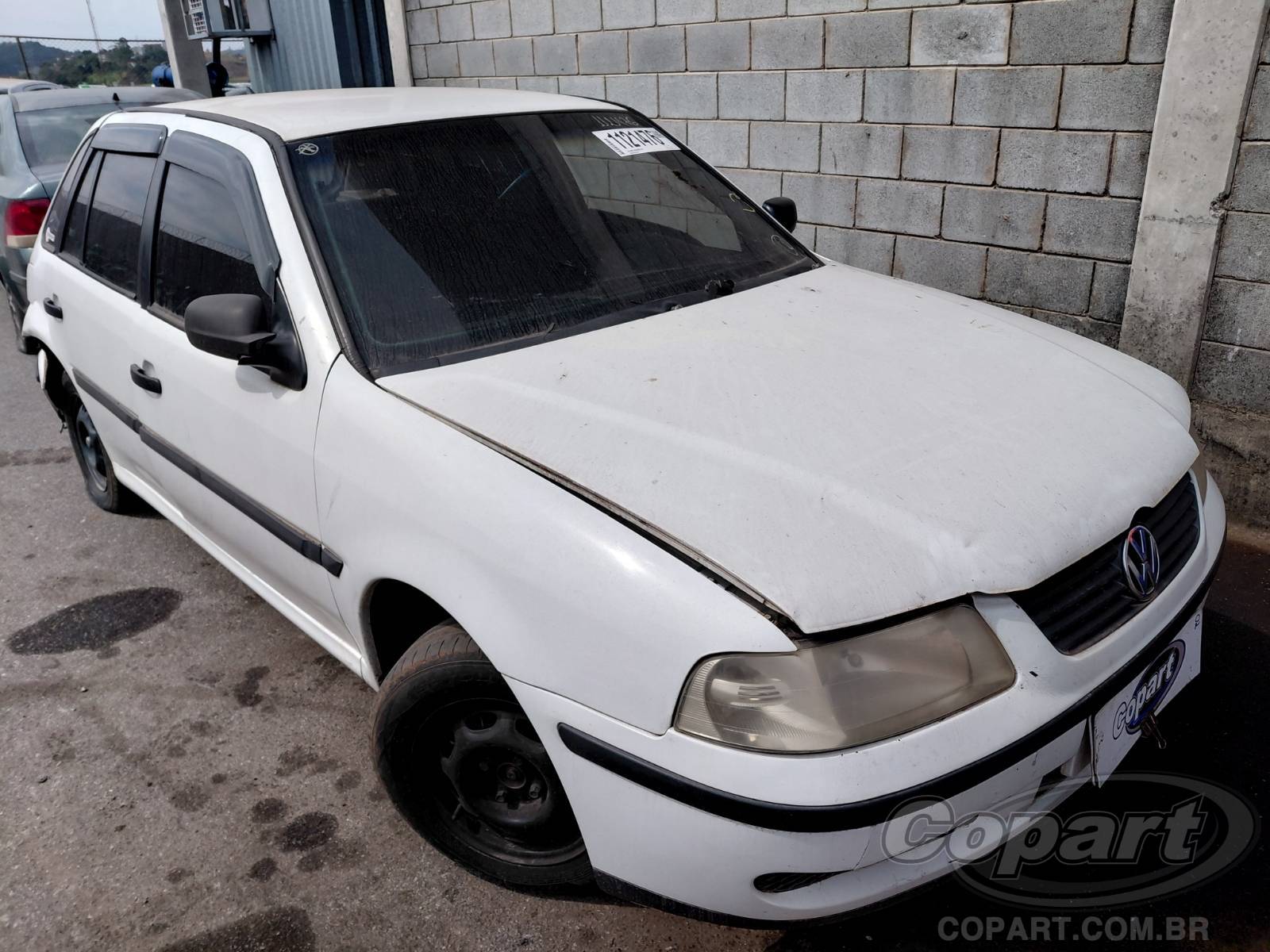 Volkswagen GOL 2000 em leilão