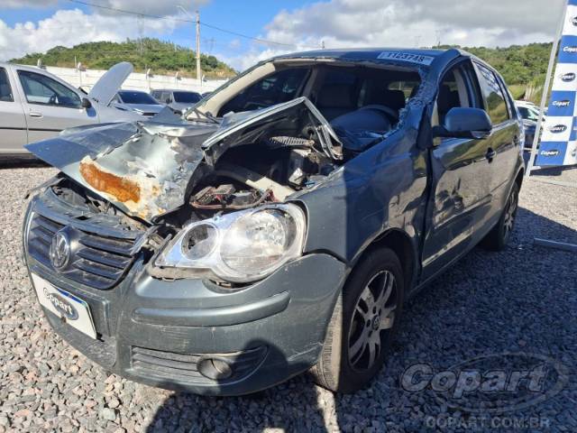 2011 VOLKSWAGEN POLO 