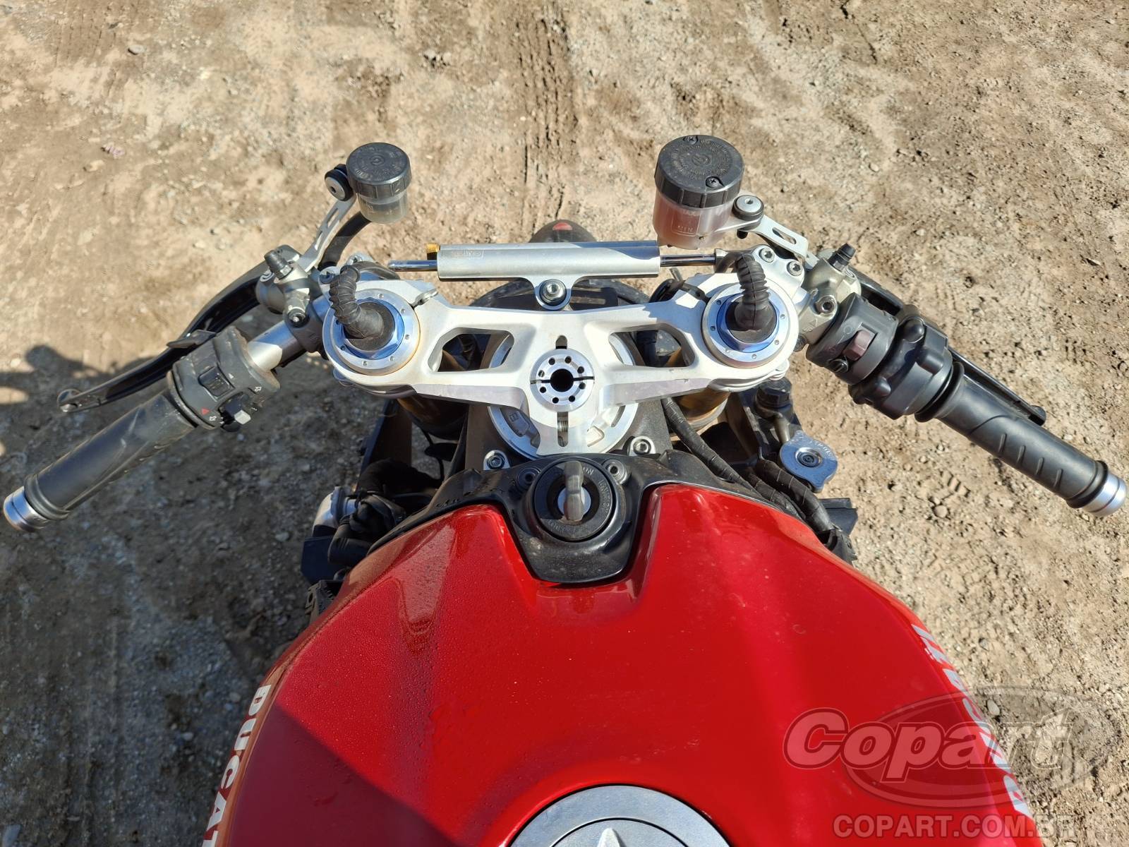 Foto 9 de 12: 2015 DUCATI SUPERBIKE