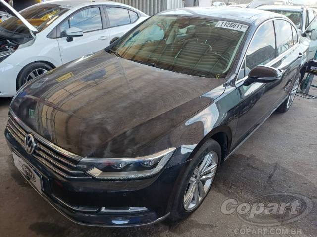 2018 VOLKSWAGEN PASSAT 