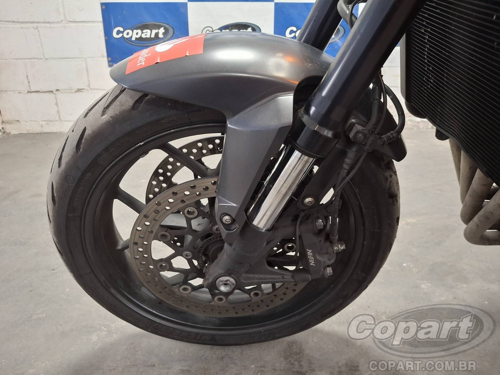 Foto 8 de 10: 2024 HONDA CB 650 R