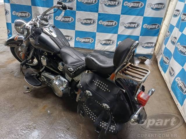 2011 HARLEY-DAVIDSON SOFTAIL 