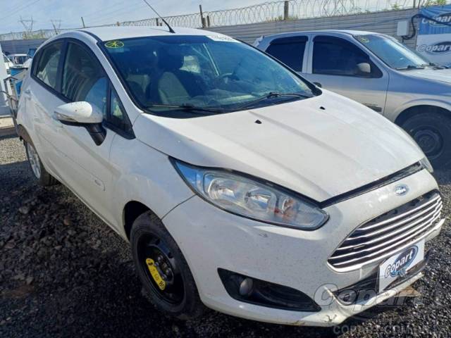 2015 FORD FIESTA 