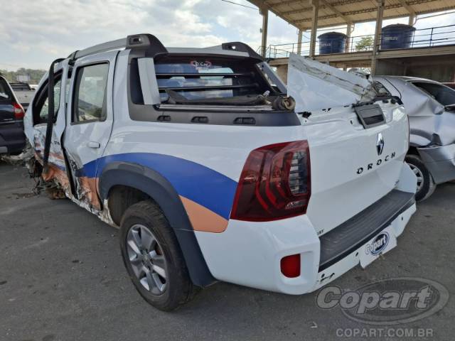 2020 RENAULT DUSTER OROCH 