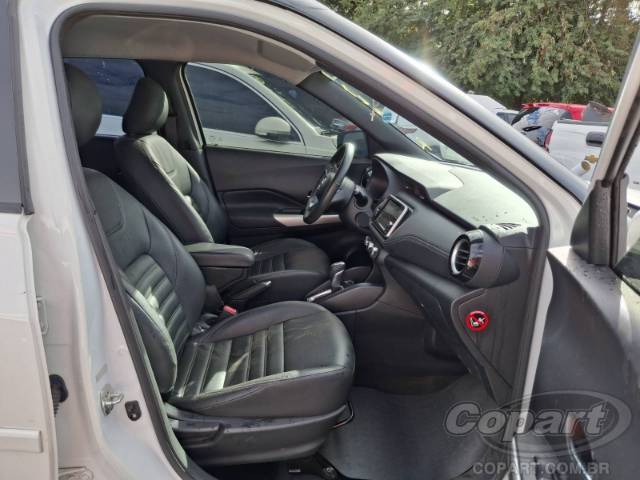 2020 NISSAN KICKS 