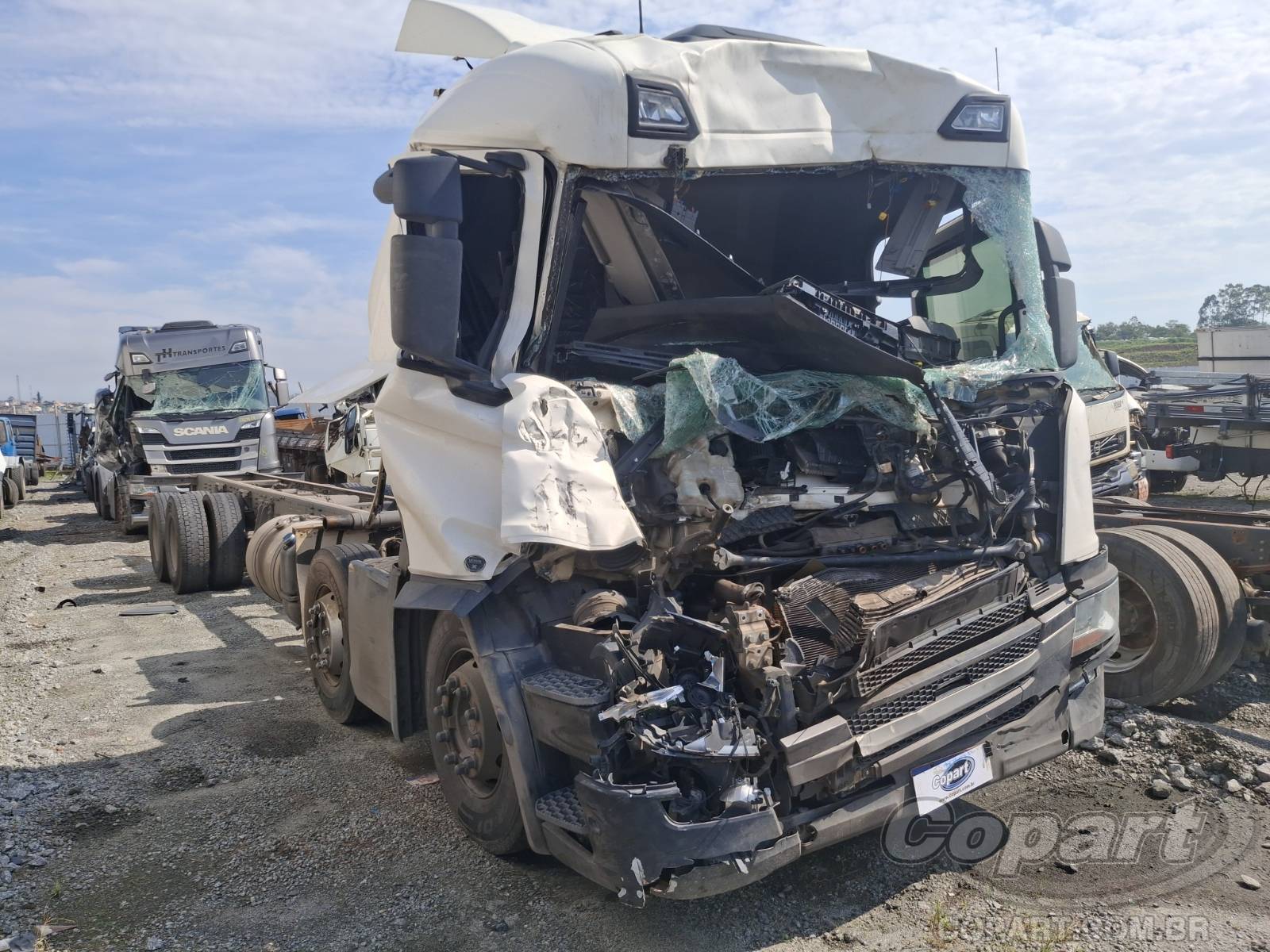 Veículo SAAB-SCANIA Scania SCANIA P 360 2022 em leilão