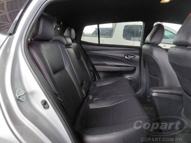 2021 TOYOTA YARIS 