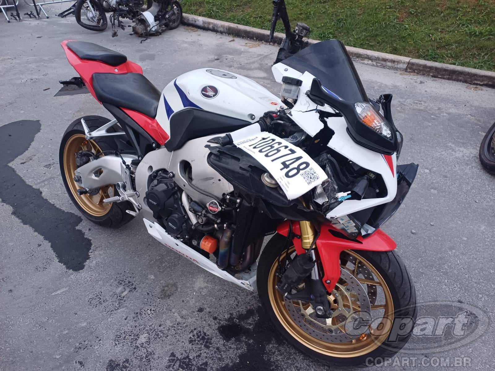 Veículo HONDA CBR 1000RR 2013 HONDA CBR 1000RR 2013 em leilão