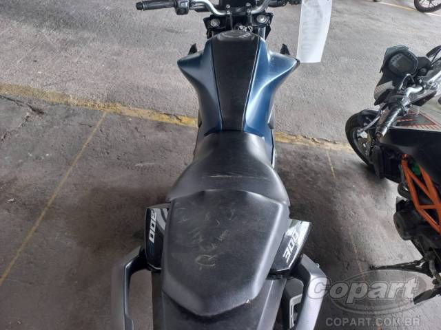 2025 HONDA CB 300F 