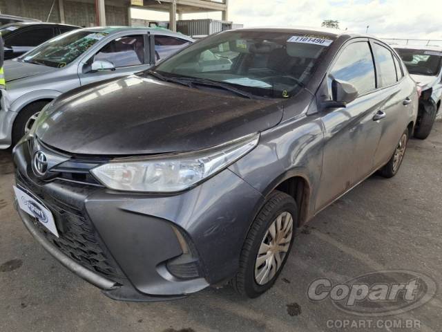 2023 TOYOTA YARIS SEDA 