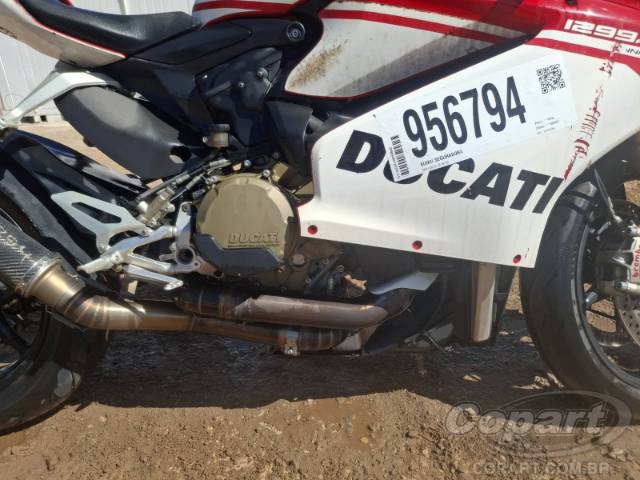 2016 DUCATI SUPERBIKE 