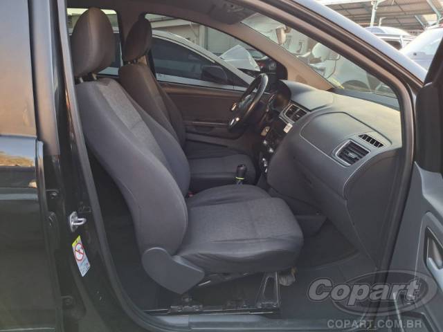 2013 VOLKSWAGEN SPACEFOX 
