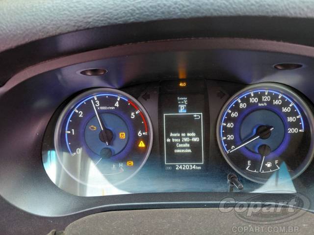 2018 TOYOTA HILUX CD 