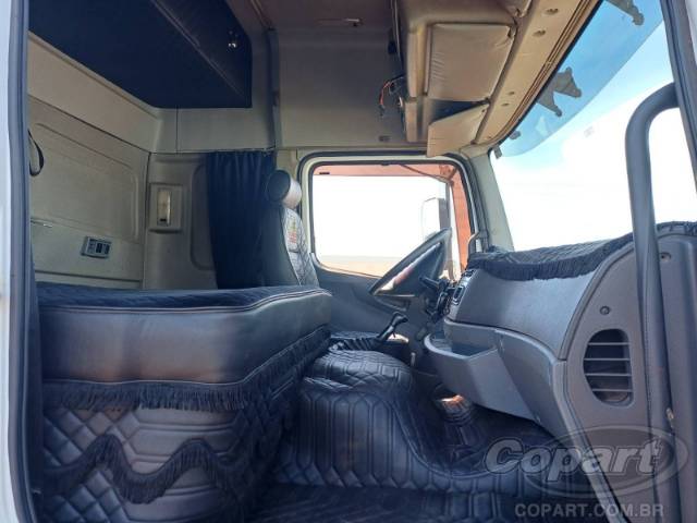 2009 MERCEDES BENZ AXOR 