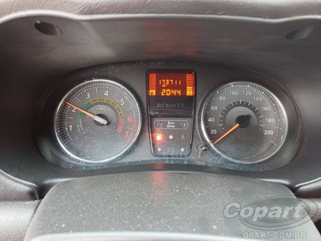 2016 RENAULT CLIO 