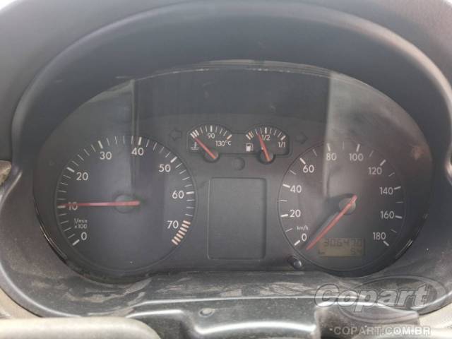 2001 VOLKSWAGEN GOL 