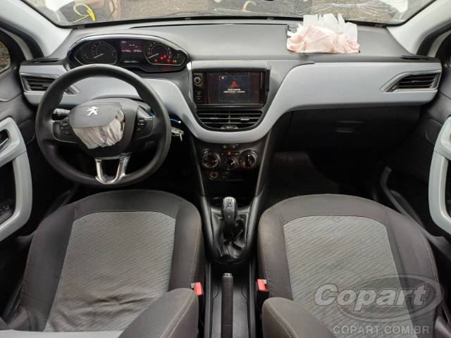 2015 PEUGEOT 208 