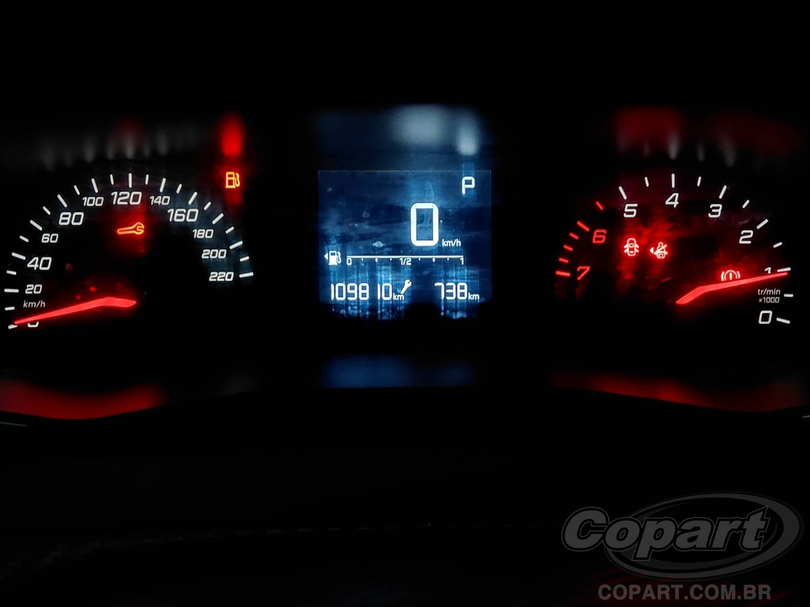 Foto 8 de 10: 2023 PEUGEOT 208