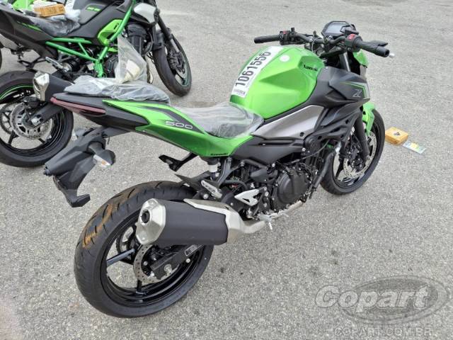 2025 KAWASAKI Z500 