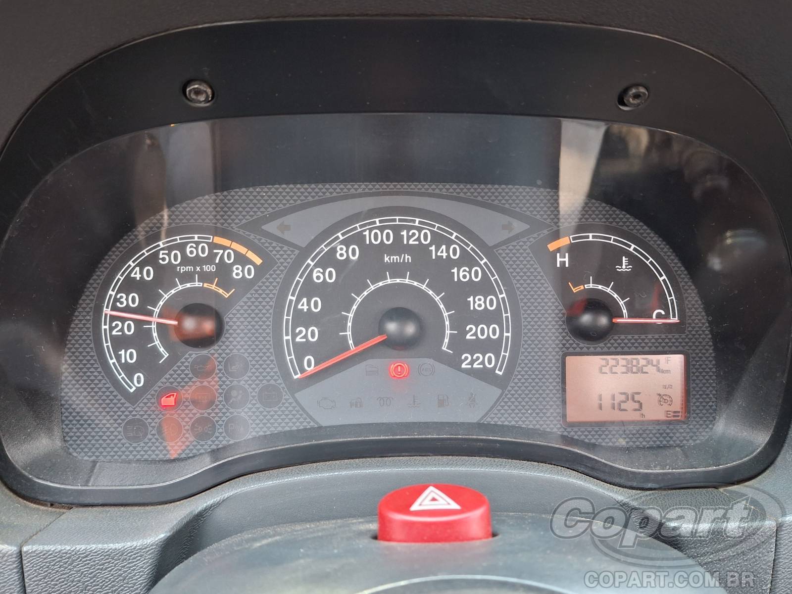Foto 8 de 10: 2012 FIAT SIENA
