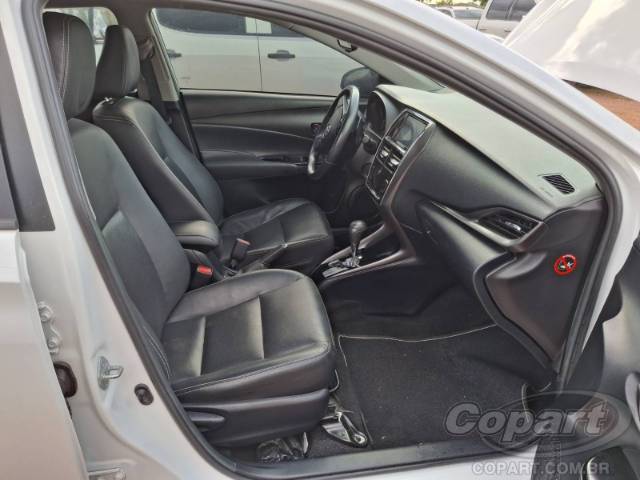 2023 TOYOTA YARIS SEDA 