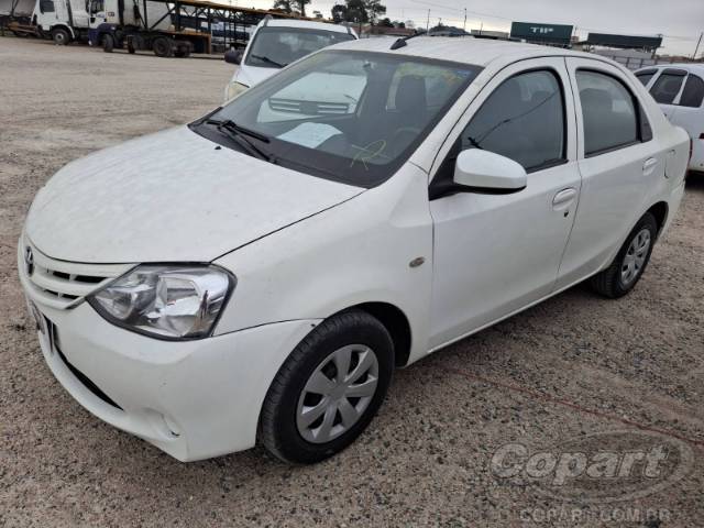 2017 TOYOTA ETIOS SEDA 