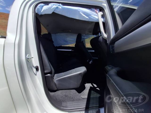 2021 TOYOTA HILUX CD 