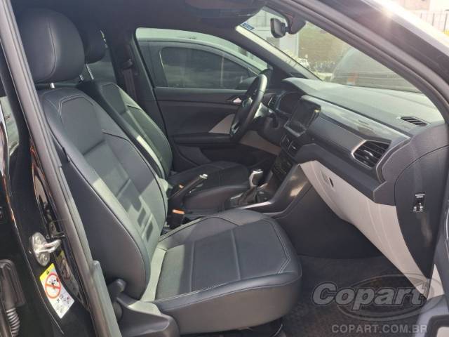 2023 VOLKSWAGEN T-CROSS 