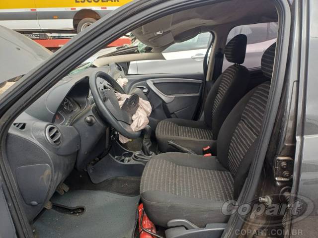2014 RENAULT SANDERO 