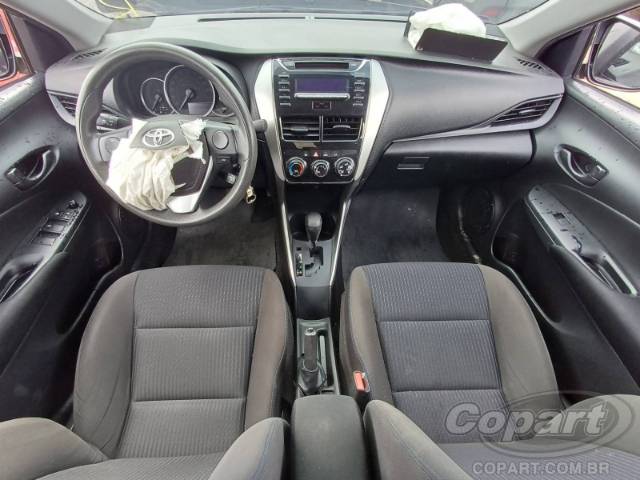 2020 TOYOTA YARIS SEDA 