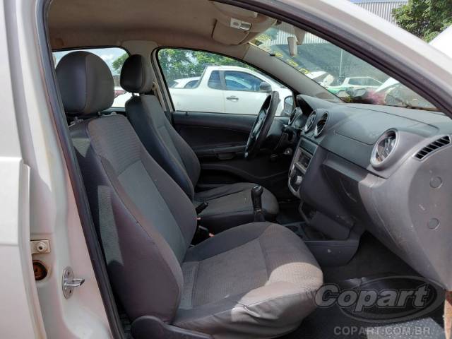 2011 VOLKSWAGEN GOL 