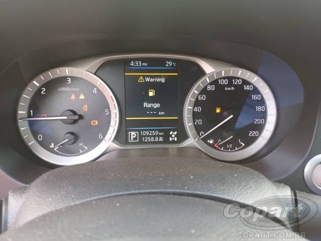2021 NISSAN FRONTIER CD 