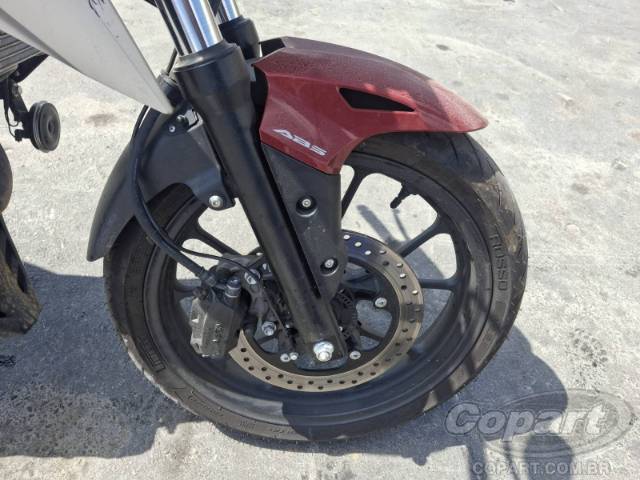 2026 HONDA CB 300F 