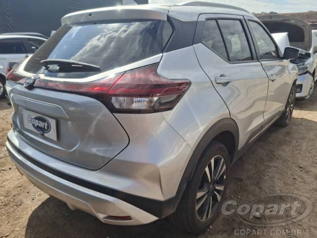 2024 NISSAN KICKS 