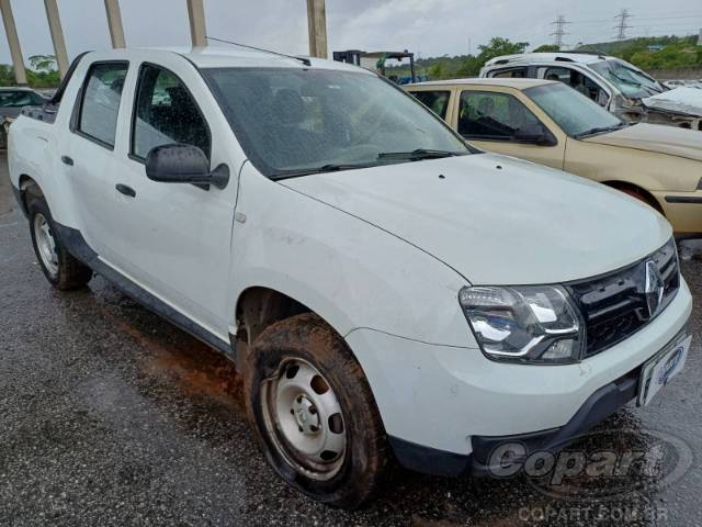 2018 RENAULT DUSTER OROCH 