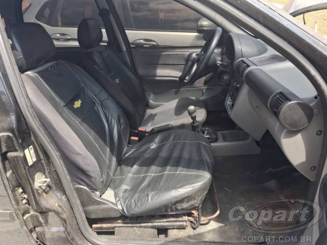 2011 CHEVROLET CLASSIC 