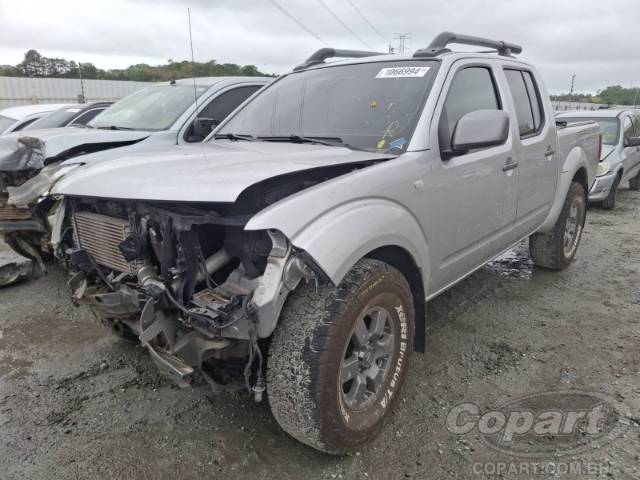 2015 NISSAN FRONTIER CD 