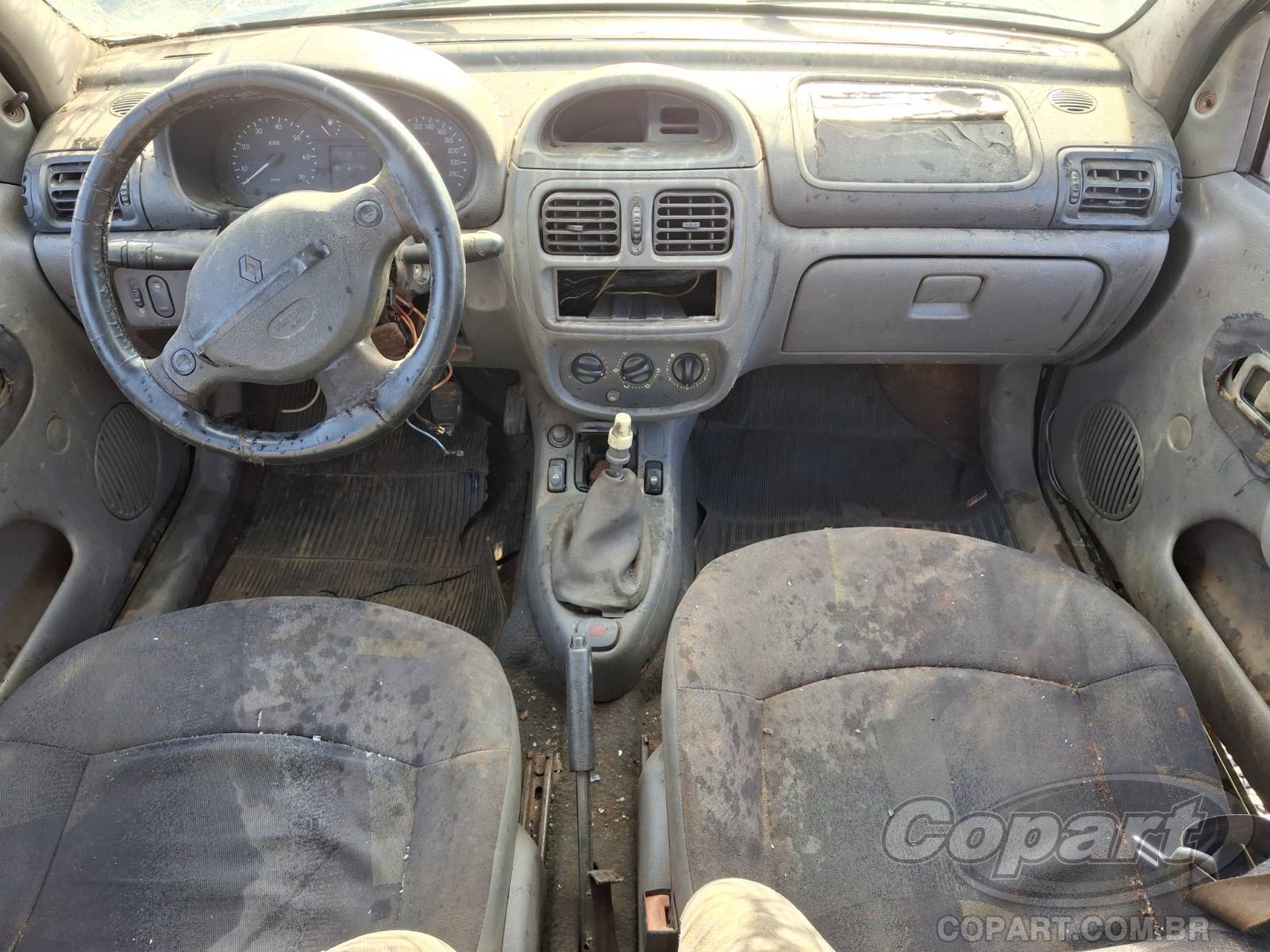 Foto 9 de 15: 2002 RENAULT CLIO