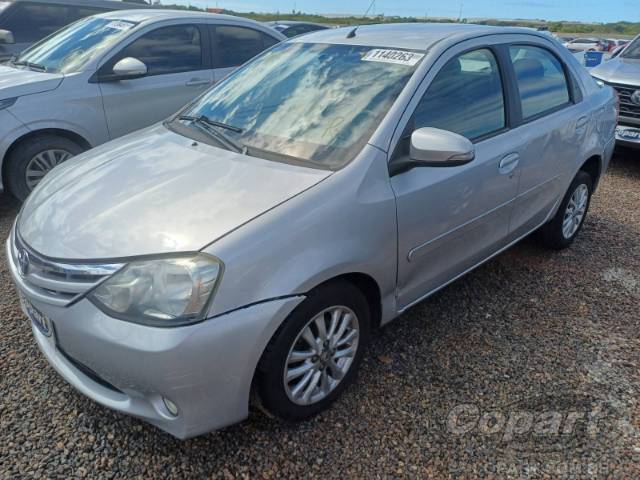 2015 TOYOTA ETIOS SEDA 