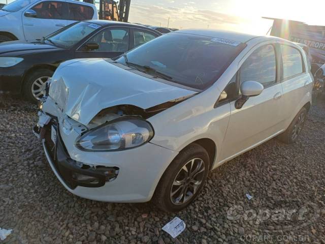 2016 FIAT PUNTO 